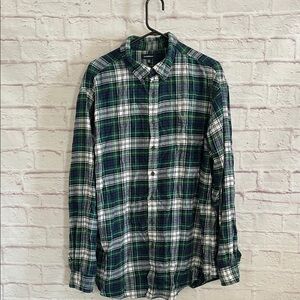Croft & Barrow Navy and Forest Plaid Shirt